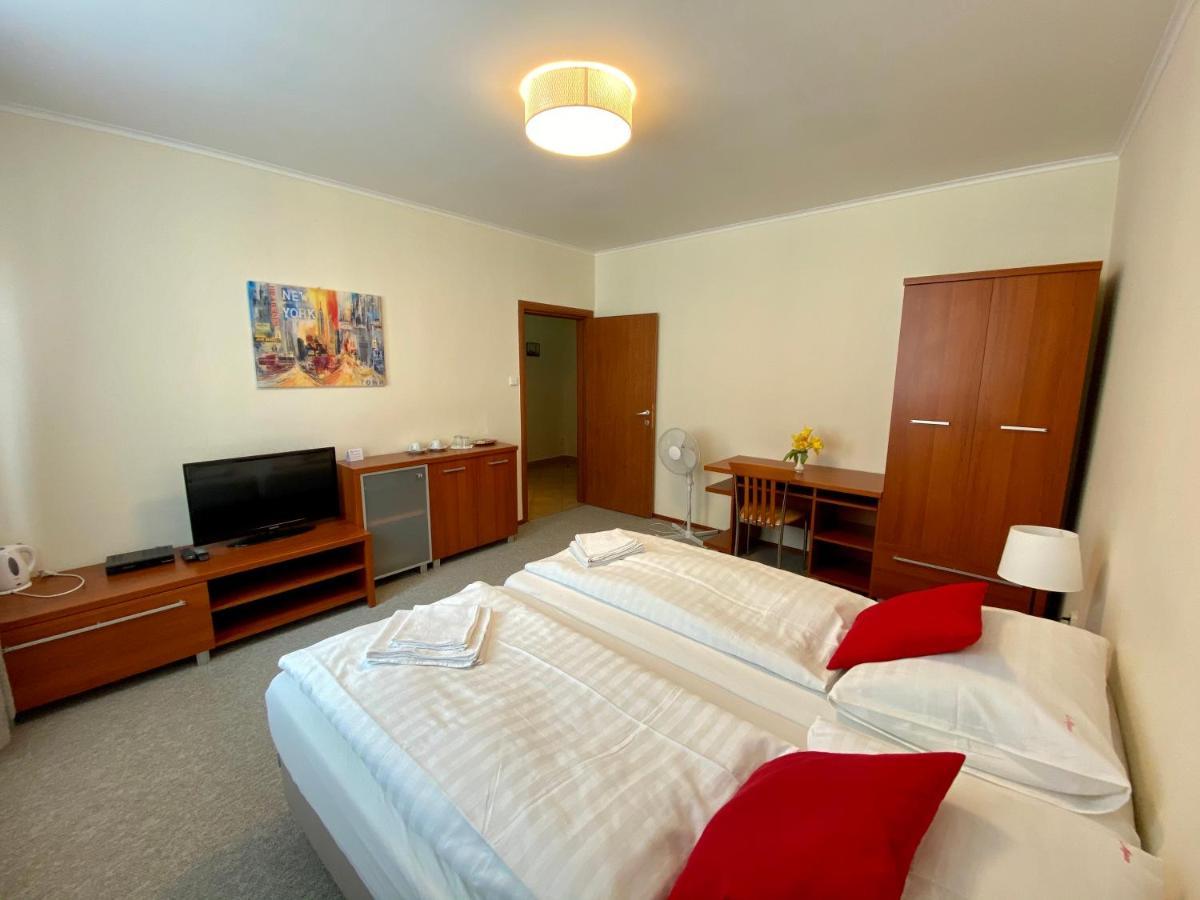 Hotel Penzion Le Monde Bardejov Esterno foto